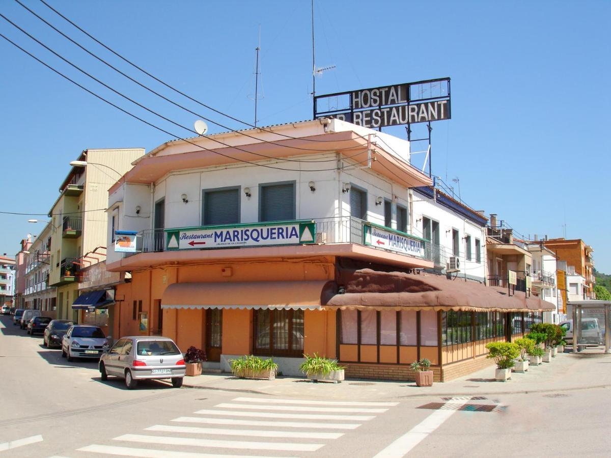 Hostal Can Blanco Sarriá de Ter Екстериор снимка